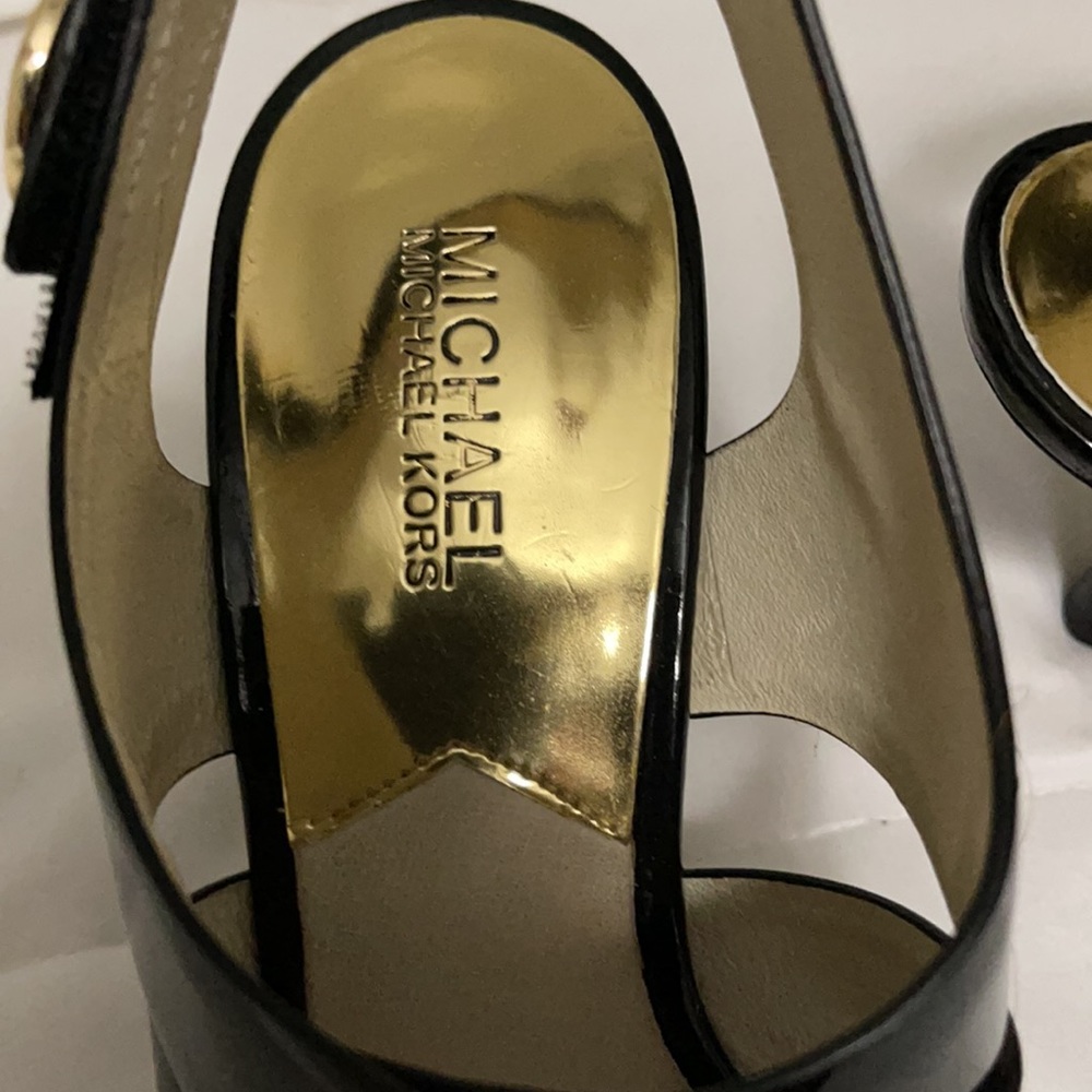 Michael Kors - Picture 3 of 5